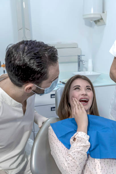 Best Broken or Cracked Tooth Emergency Dentist in Catlin, IL